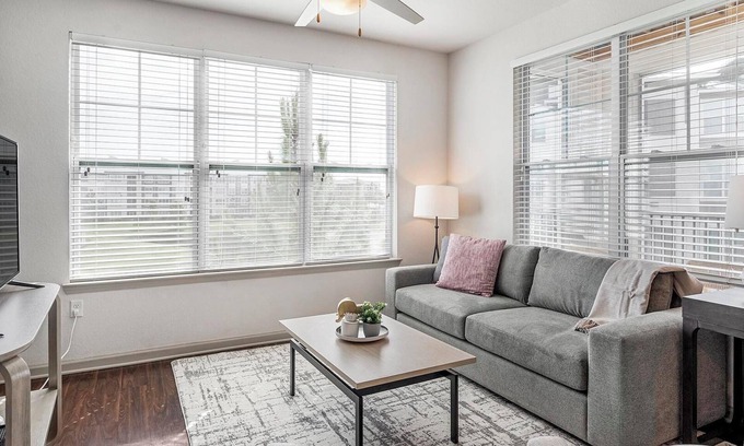 Fort Myers Apartment | Landing at Vantage - 2 Bedrooms in Hancock