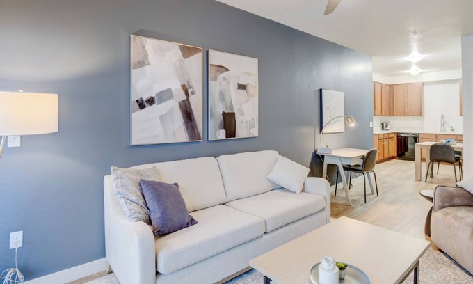 South Salt Lake Apartment | Landing at VIA Apartments - 1 Bedroom in Downto.