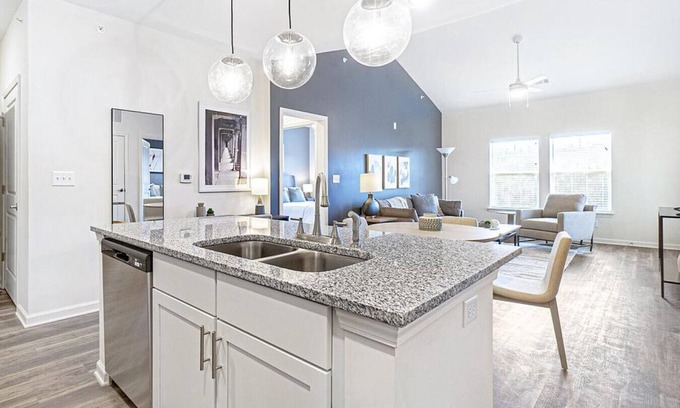 Antioch Apartment | Landing at Waterleaf at Old Franklin - 2 Bedrooms in Downtown Antioch