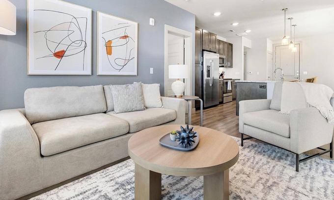 Newberry Apartment | Landing | Beautiful 1BD, Gym, Pool