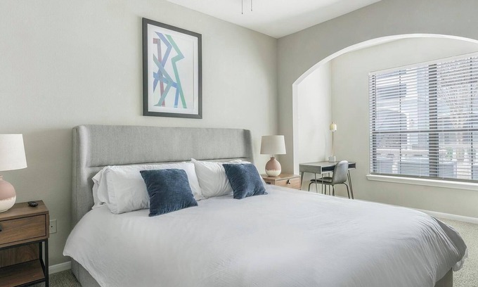 Briarforest Apartment | Landing | Chic 1BD, Pool, Gym