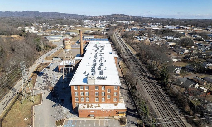 Greenville Apartment | Landing | Chic 2BD, Yoga Studio, Gym