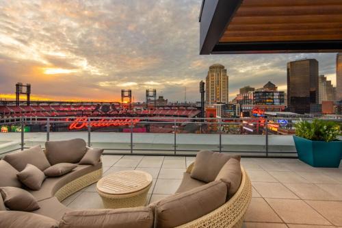 Downtown St. Louis Apartment | Landing Downtown St Louis