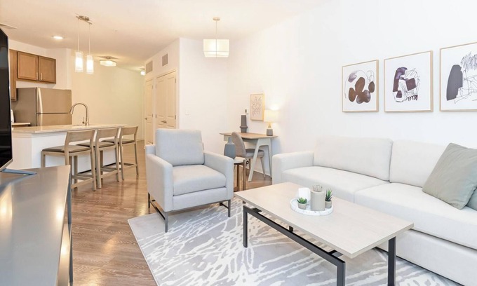 San Marco Apartment | Landing | Incredible 1BD, Pool, Gym
