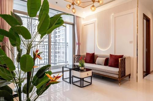 Hang Xanh Apartment | Landmark SkyView Premium Suite