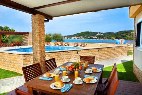 Kampor Apartment | Lando Resort