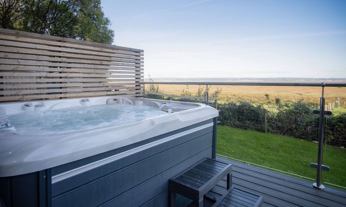 Llangennith Cabin | Langland Bay Lookout - Cabin - Landimore