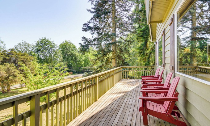 Langley Cabin | Langley Forest Cabin w/Grill < 2 Mi to Downtown!