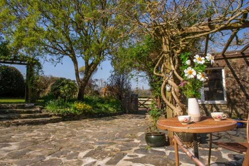 Dwrbach House | Langton Farmhouse Fishguard