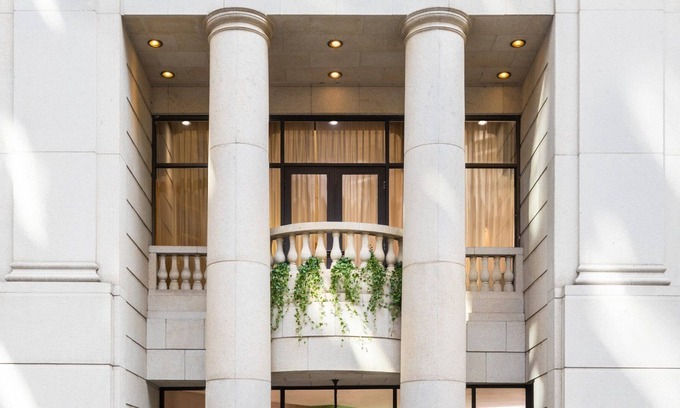 Causeway Bay Hotel | Lanson Place Causeway Bay, Hong Kong