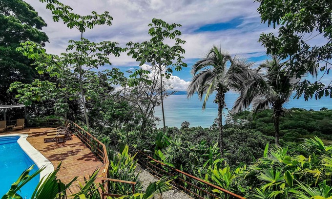 Puerto Jimenez Hotel | Lapa Rios Lodge