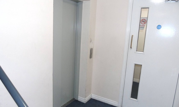 Cheetham Hill Apartment | Larch Gardens 2 Bedroom Appartment