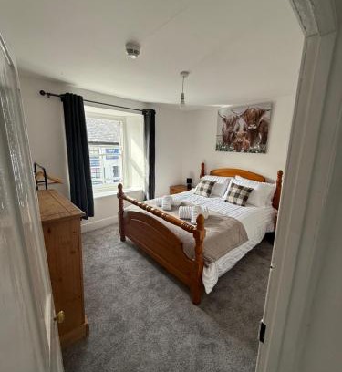 Camelford Apartment | Large 1 Bed flat