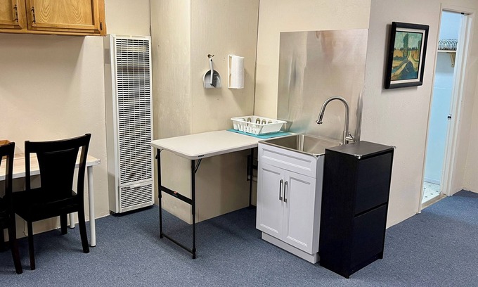 Frazier Park Apartment | Large 2 bedroom 1 bath temporary housing, can sleep up to 6 people. Quiet place