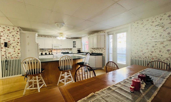 Berlin Apartment | Large 3BR/2BA, Best NH Skiing/SkiDoo, Main St, Berlin, Huge Dining Area, 68" TV