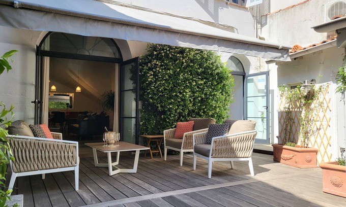 Cannes City Centre Villa | Large 4-star villa, 2 terraces, 100m from Palais des Festivals and beaches