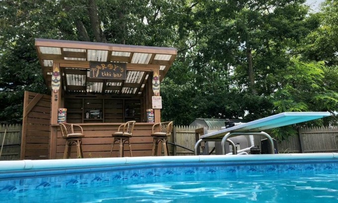 Ocean Acres House | LARGE 5 BEDROOM HOME MINUTES FROM LBI
