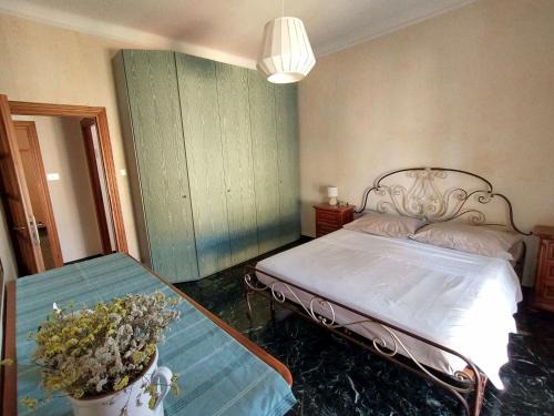 Celle Ligure Apartment | Large accomodation near the sea with parking