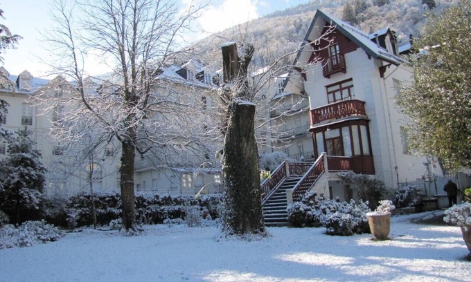 Bagneres-de-Luchon Villa | Large and charming house with garden in the city centre