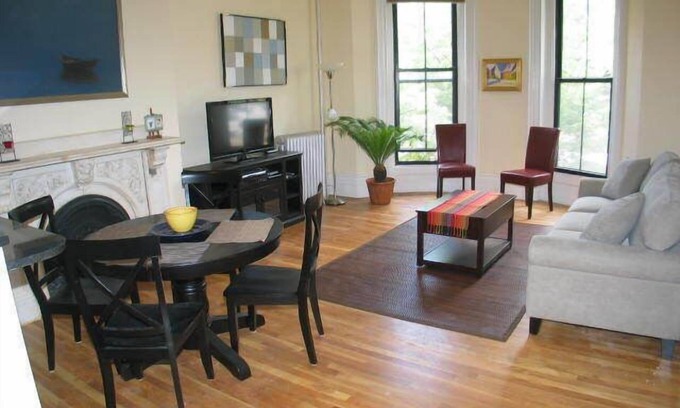 Columbus Apartment | Large and grand parlor 2 bedroom in the South End by Copley Square