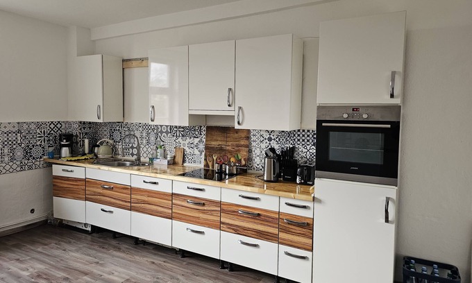 Hildesheim District Apartment | Large apartment on the Gutshof-Barnten estate
