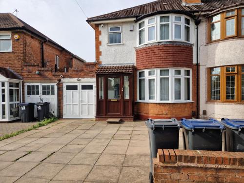 Stonnall House | Large Beautiful 3 Bed house in City of Birmingham