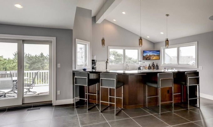 Beach Haven Park House | Large Contemporary Beach House near the ocean.