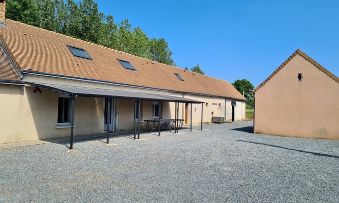 Les Frogeries House | Large country house