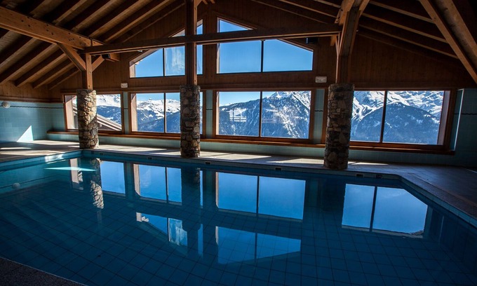 Bisanne 1500 Apartment | LARGE DUPLEX 120 M2 IN MGM LUXURY CHALET WITH HEATED SWIMMING POOL 4 *