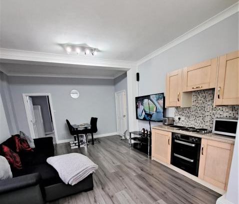 Swanage Apartment | Large Flat quite location Modern and well equipped