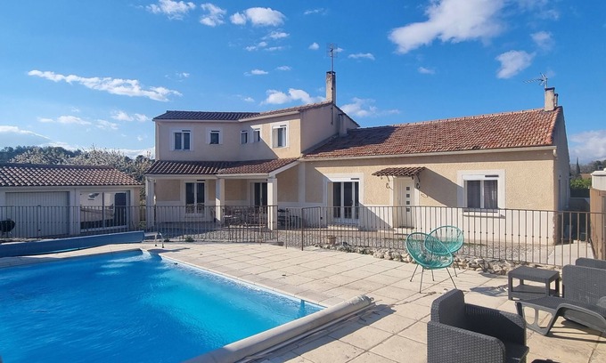 Saint-Paul-Trois-Chateaux House | Large villa 200 m2 with swimming pool in Drôme provençale