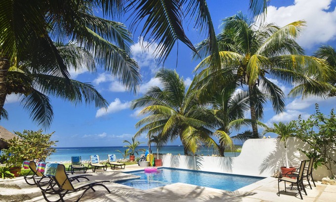 Cozumel Villa | Large Groups , Beachfront Villas with Pools, Staff