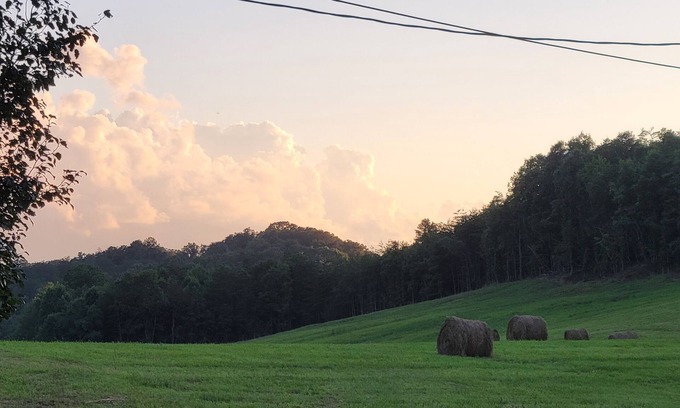 Dandridge House | Large Home near Great Smoky Mountains and Knoxville