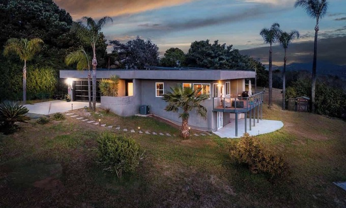 Morro Hills House | Large Home With Sauna