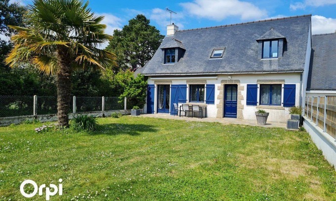Arzon House | Large house for ten people with garden