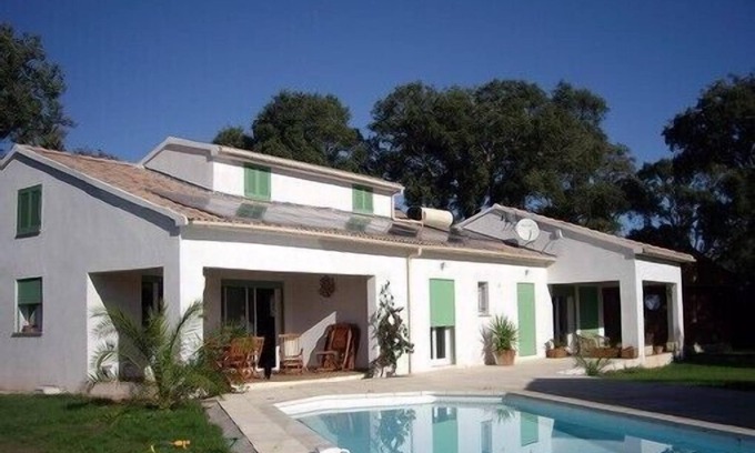 Taglio-Isolaccio Villa | Large new villa close to beach with private pool