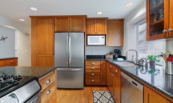 Camas House | Large & Private Family Home in Camas