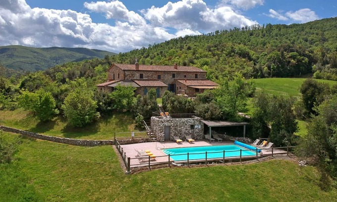 Bibbona Villa | Large private villa with heated fenced pool