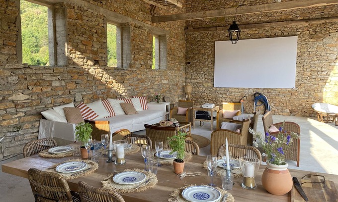Saint-Martin-Labouval House | Large Quercy house near the Lot river