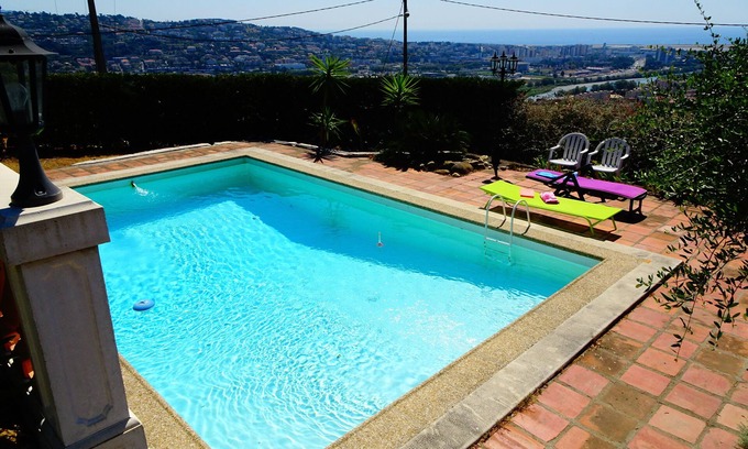 Saint-Laurent-du-Var Apartment | Large Studio Saint-Laurent du var (Nice), open sea view, terrace, swimming pool