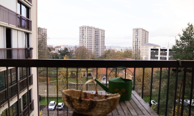 Chatillon Apartment | 🌞 Large T2 near Paris Porte d'Orléans🌞