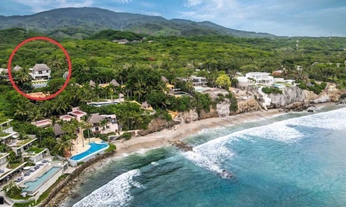Punta de Mita Villa | Large vacation home with ample space to entertain family and friends -Punta Mita