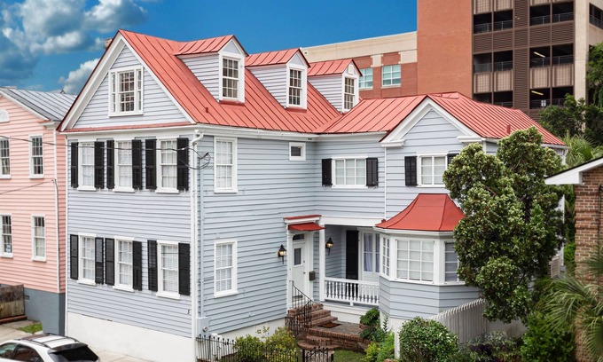 Radcliffeborough House | Large Vacation Home in heart of Charleston Historic District- Best Location!