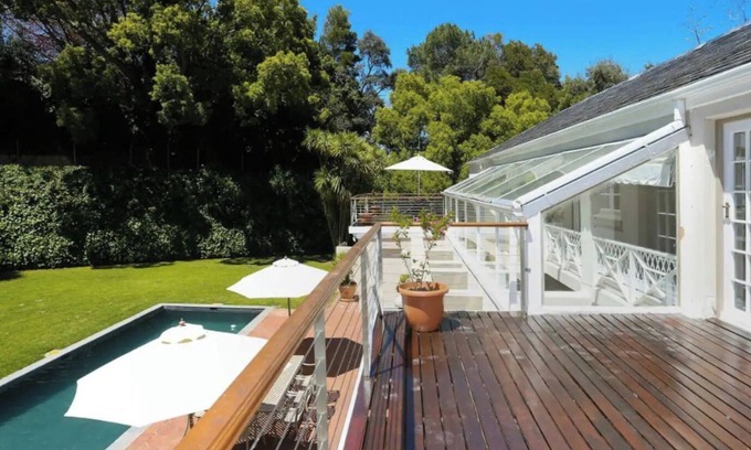 Newlands Villa | Large Villa in Constantia