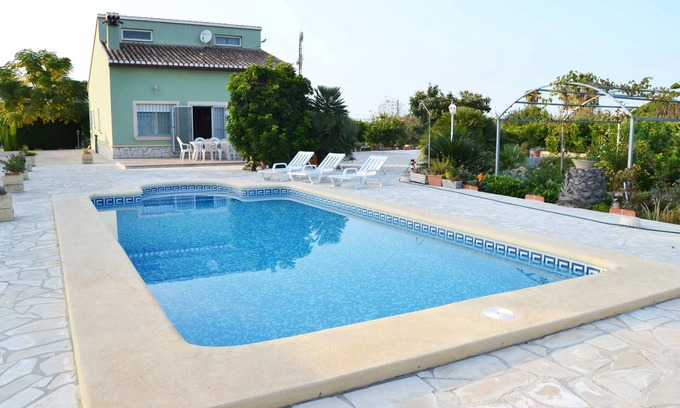 Els Poblets Ski Chalet | Large Villa (max. 11 people) with Private Pool