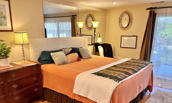 Lakewood Village Villa | Large1BR house/Travel professional monthly rental/Classy-Quiet serene backyard
