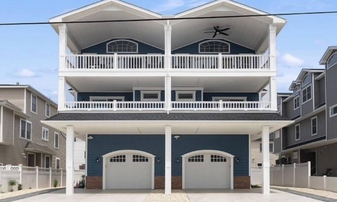 Townsend's Inlet House | Larger Townhouse New to the Rental Market