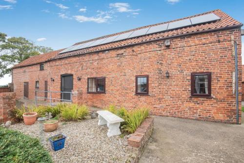 Kirton in Lindsey House | Lark Rise Cottage - 3 White Hoe Farm