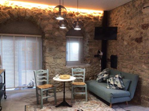 Gythio Apartment | Laryssiou Suite