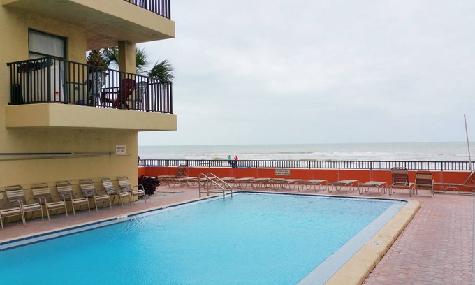 Madeira Beach Condo | Las Brisas Condominiums